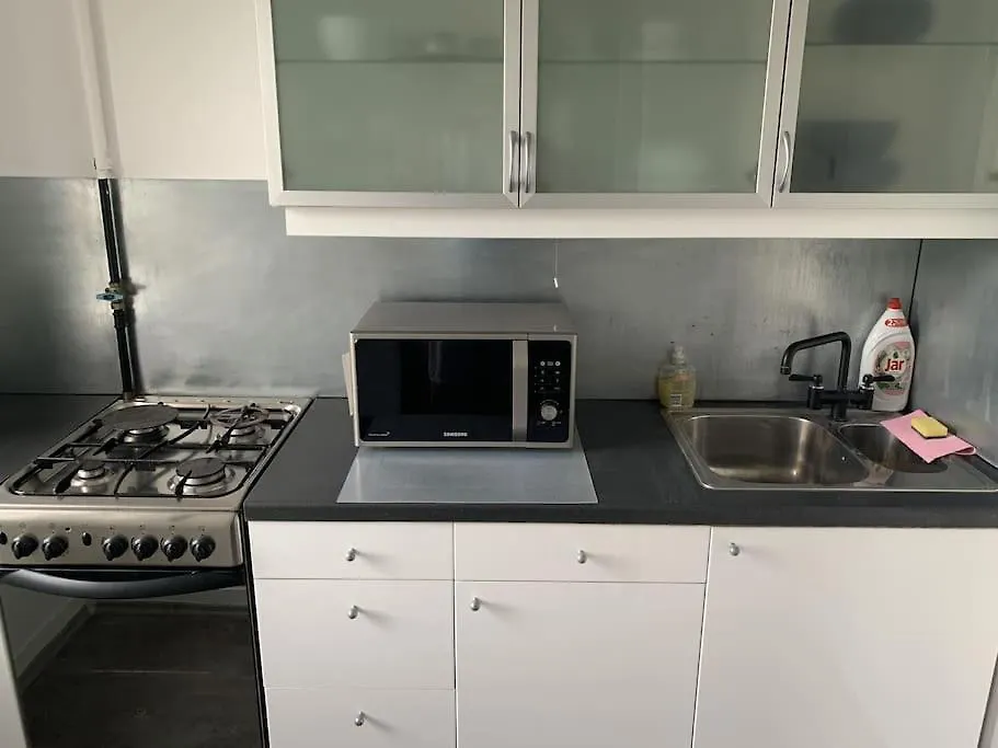 45M2 Buda Hillside With Panorama & Free Parking! Будапешт