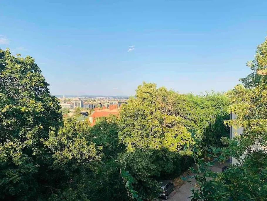Апартаменты 45M2 Buda Hillside With Panorama & Free Parking! Будапешт Венгрия